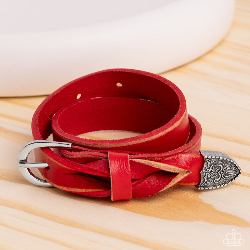 Coat of arms red buckle bracelet