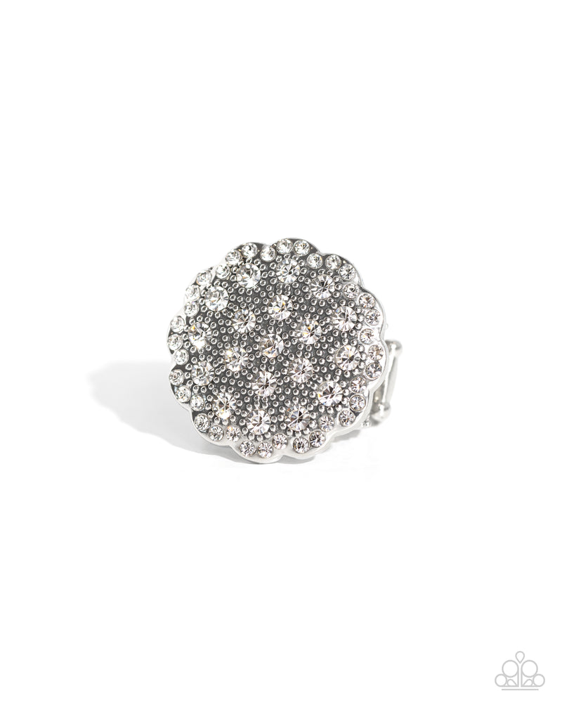 five-dollar-jewelry-blingy-bouquet-white-ring-paparazzi-accessories