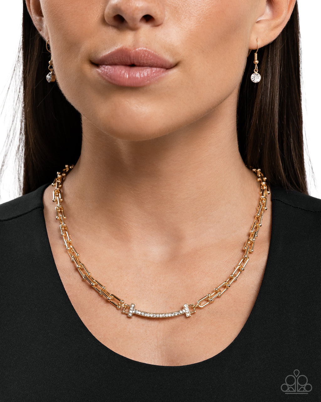 Anchored Actress - Gold Necklace - Paparazzi Accessories