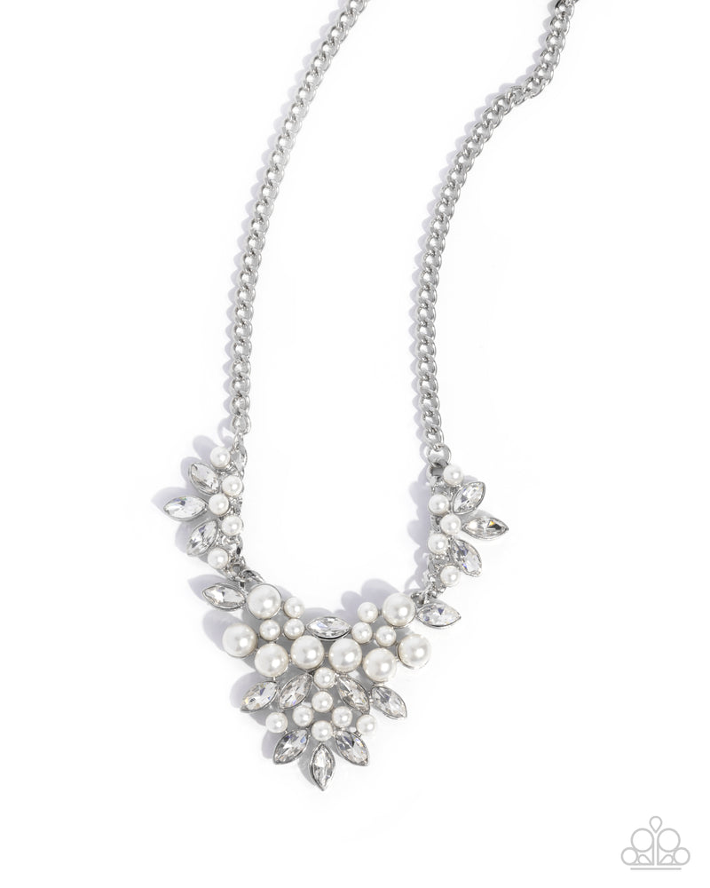 five-dollar-jewelry-fresh-facets-white-necklace-paparazzi-accessories