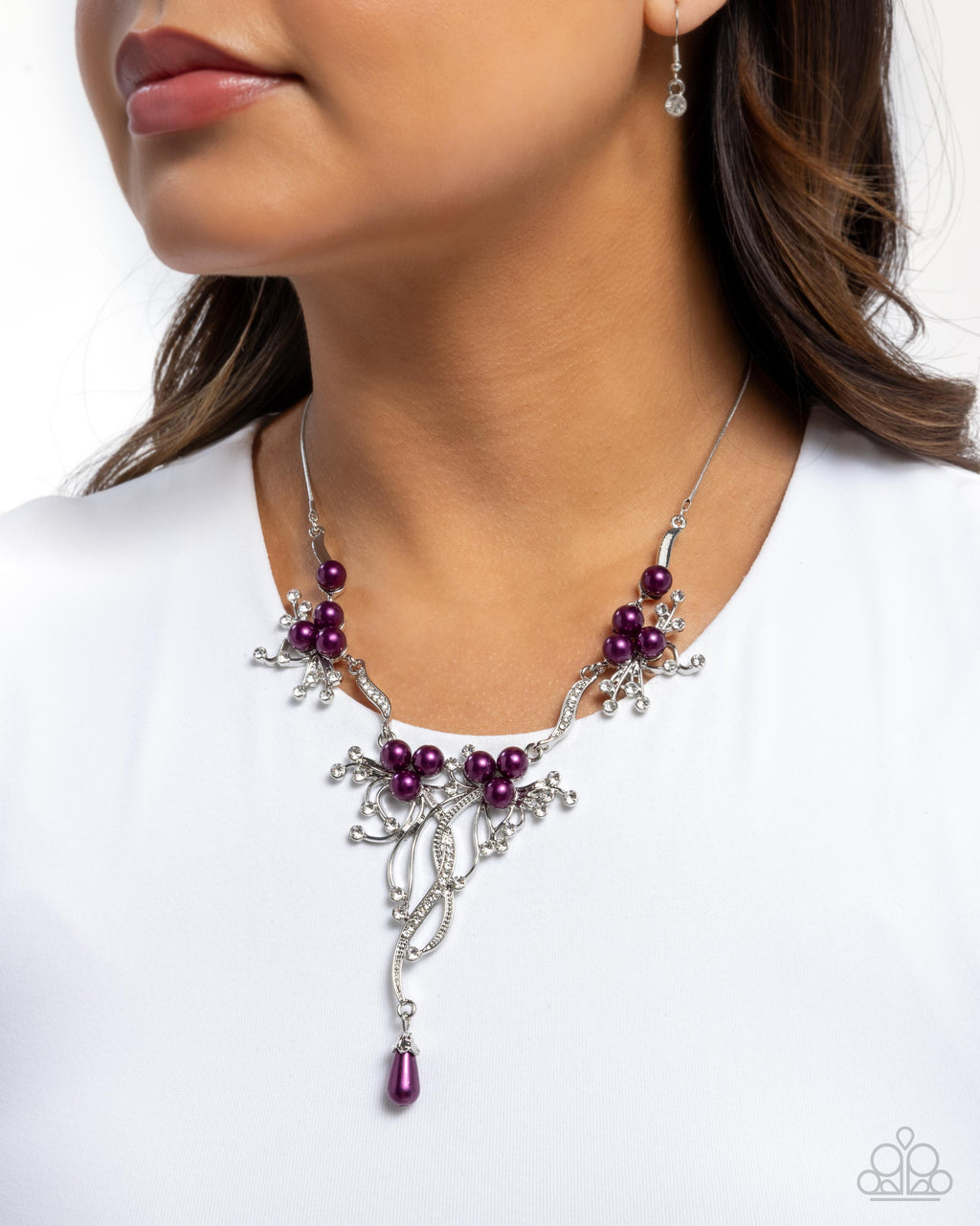 Grapevine Getaway - Purple Necklace - Paparazzi Accessories