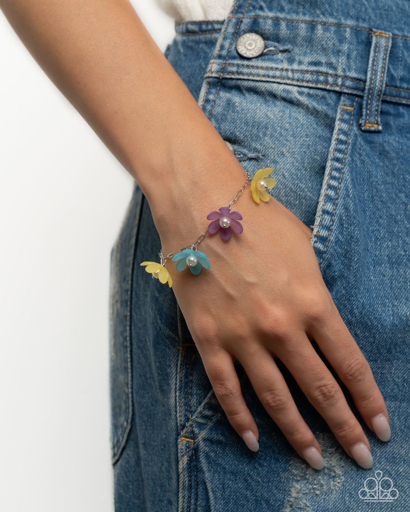 Complete Look - Spring Colors Flower Set - Paparazzi Accessories