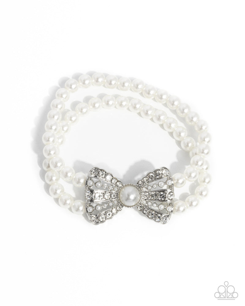 Complete Look - White Pearl Bow Set - Paparazzi Accessories