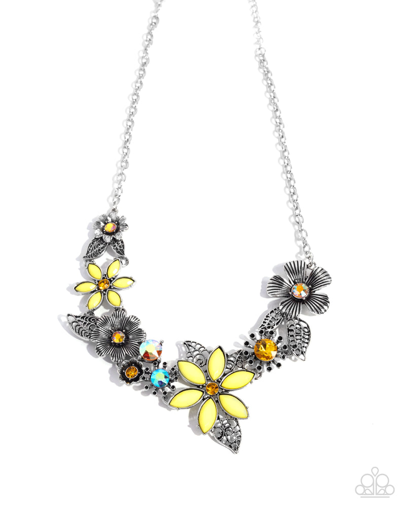 five-dollar-jewelry-garden-my-sparkle-yellow-necklace-paparazzi-accessories