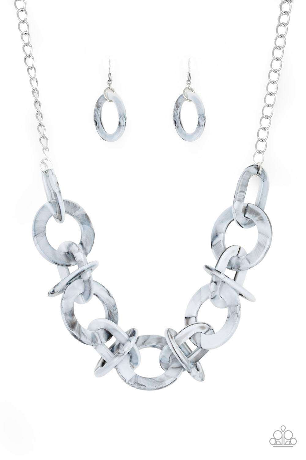 five-dollar-jewelry-chromatic-charm-silver-necklace-paparazzi-accessories