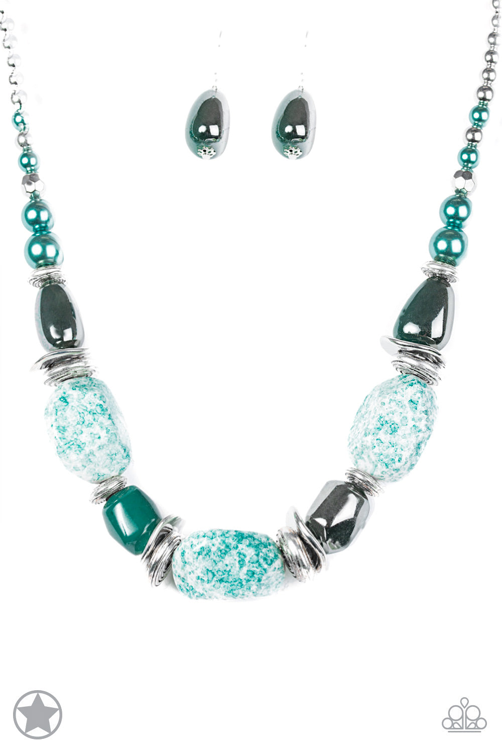 five-dollar-jewelry-chunky-blue-glaze-blockbuster-necklace-paparazzi-accessories