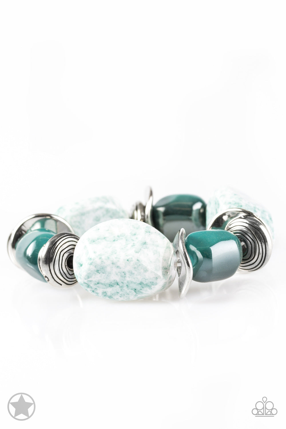 five-dollar-jewelry-chunky-blue-glaze-blockbuster-bracelet-paparazzi-accessories