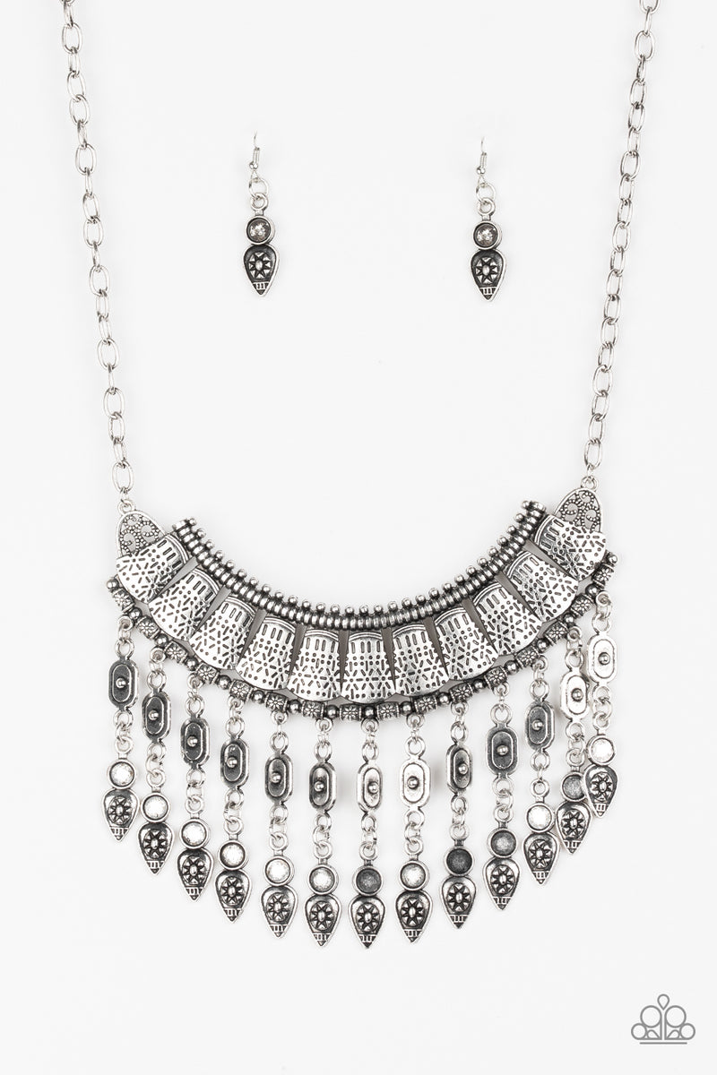 The Desert Is Calling Necklace - Paparazzi Accessories