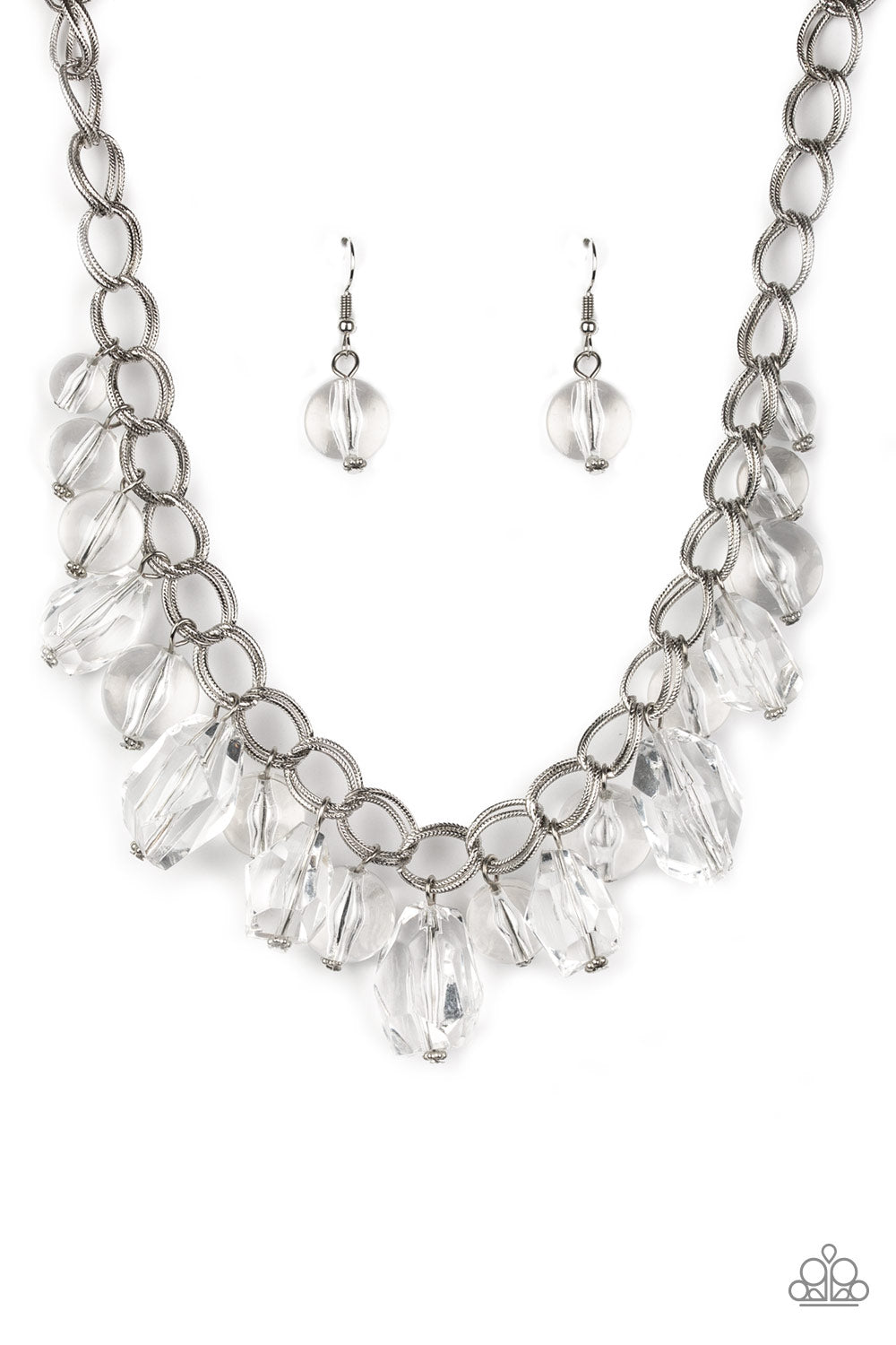 five-dollar-jewelry-gorgeously-globetrotter-white-necklace-paparazzi-accessories