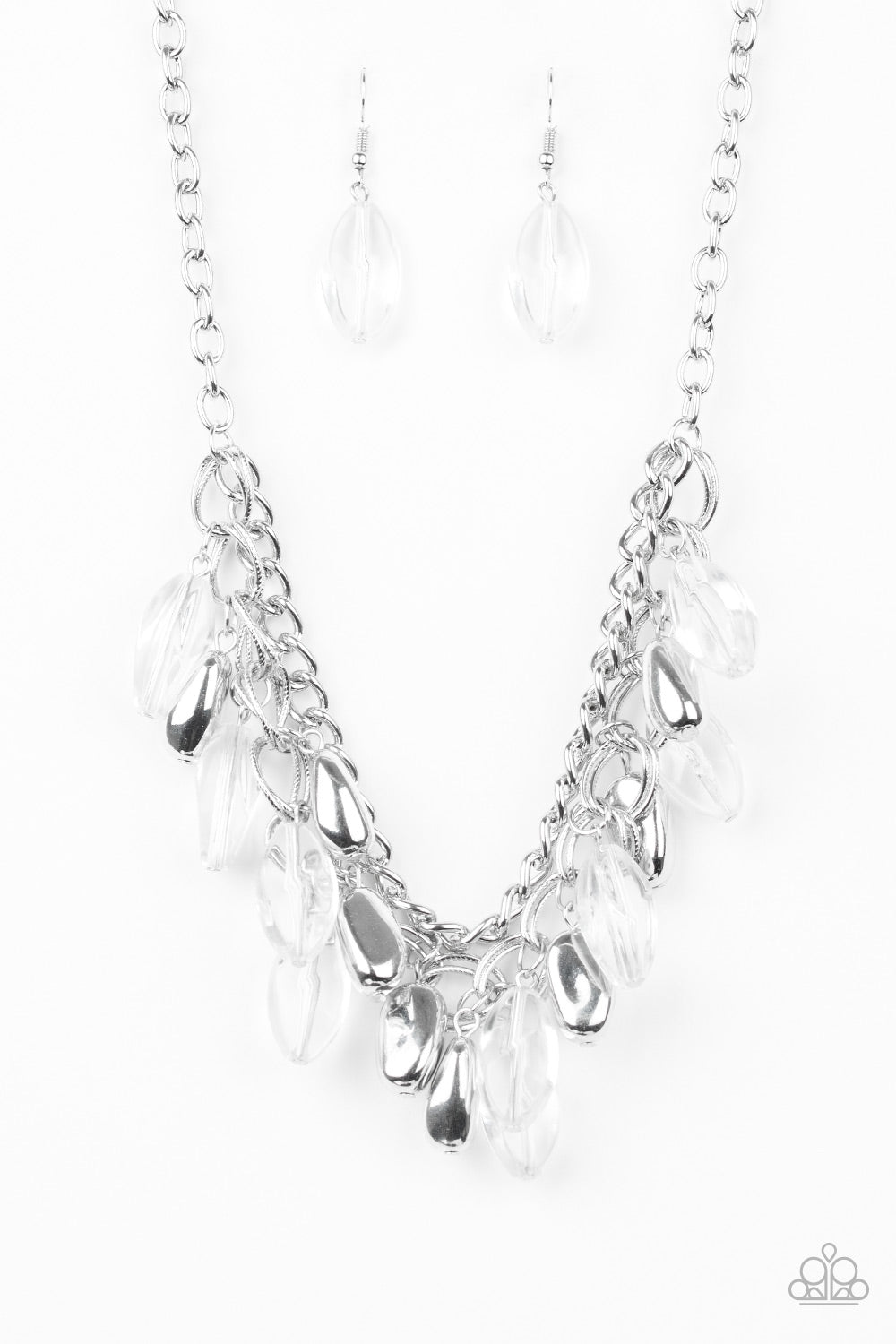 Paparazzi Necklace ~ Fiercely Flowering - White – Paparazzi Jewelry |  Online Store | DebsJewelryShop.com