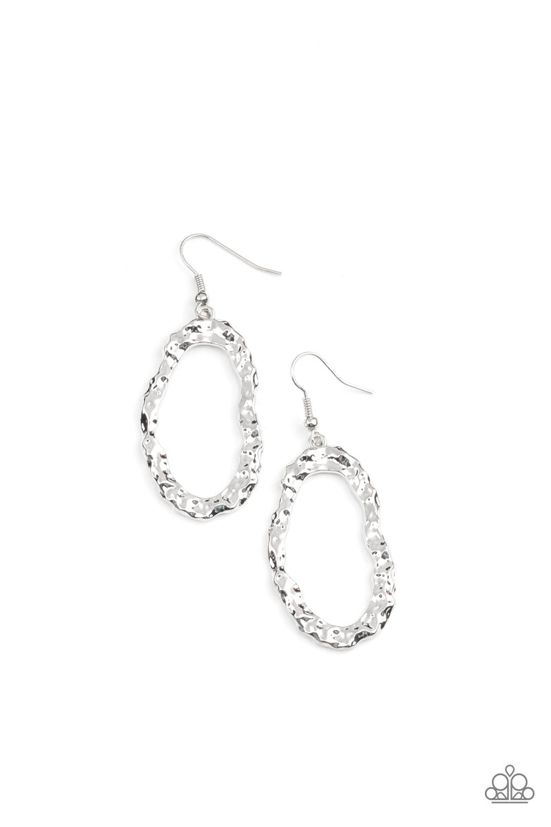 five-dollar-jewelry-artifact-checker-silver-earrings-paparazzi-accessories