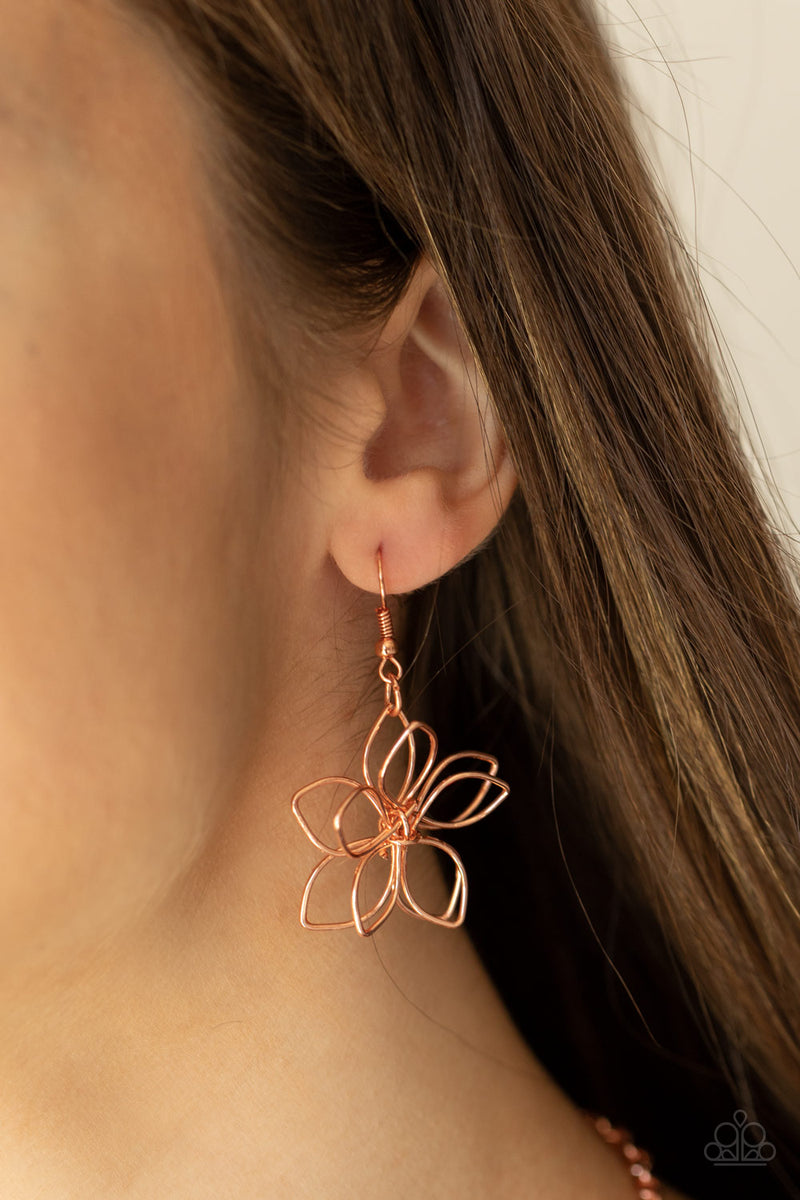 Flower Garden Fashionista - Copper Necklace - Paparazzi Accessories