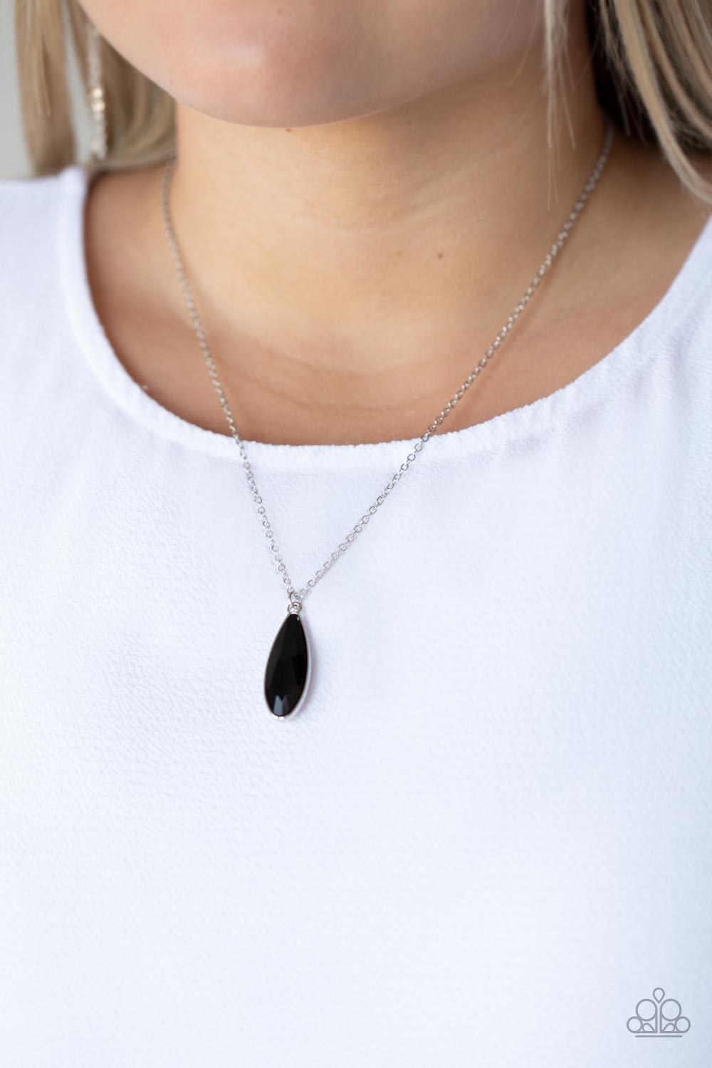 Prismatically Polished - Black Necklace - Paparazzi Accessories