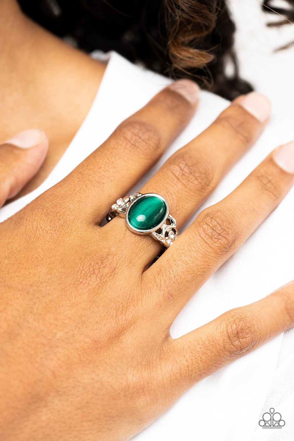 Crystals and Cats Eye - Green Ring - Paparazzi Accessories