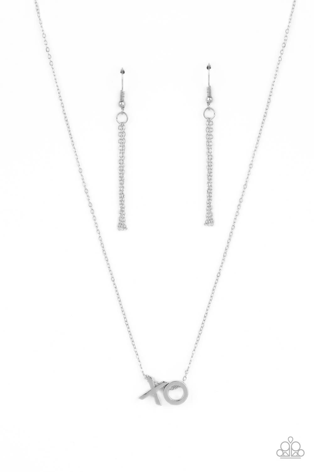 five-dollar-jewelry-hugs-and-kisses-silver-necklace-paparazzi-accessories