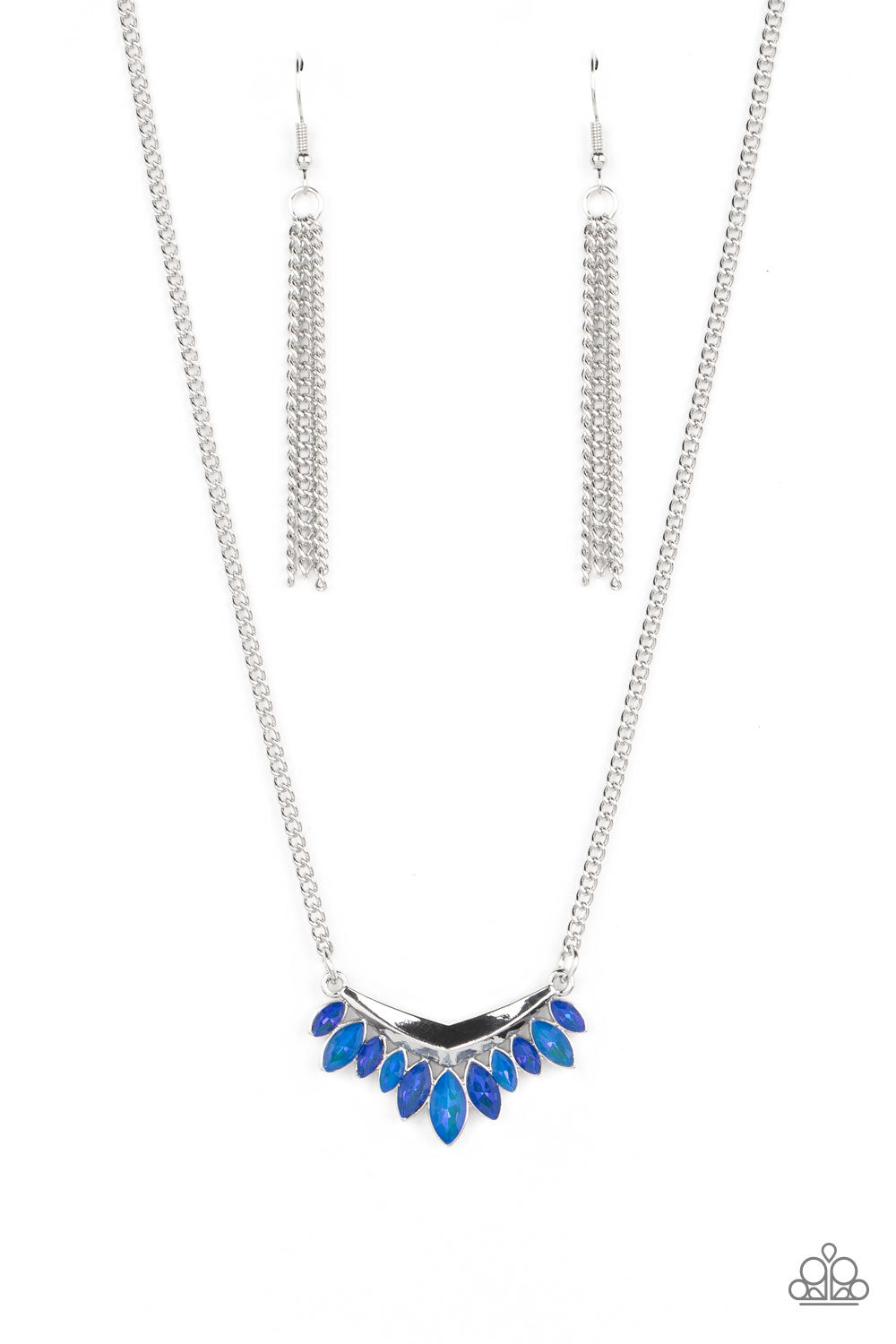 five-dollar-jewelry-flash-of-fringe-blue-necklace-paparazzi-accessories