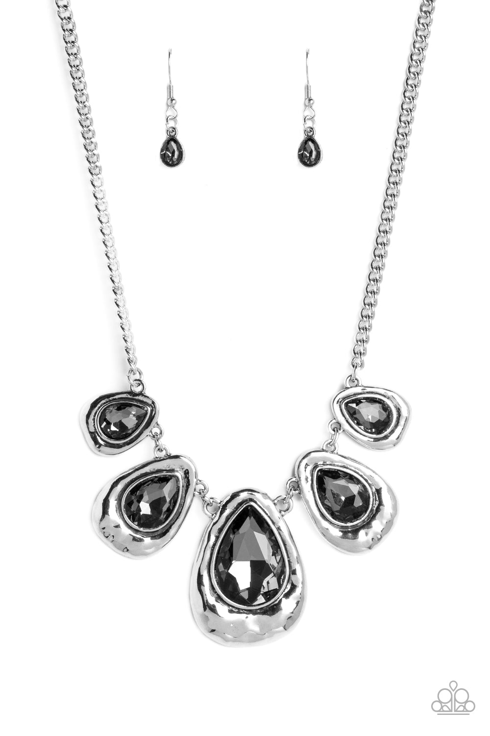 five-dollar-jewelry-formally-forged-silver-necklace-paparazzi-accessories