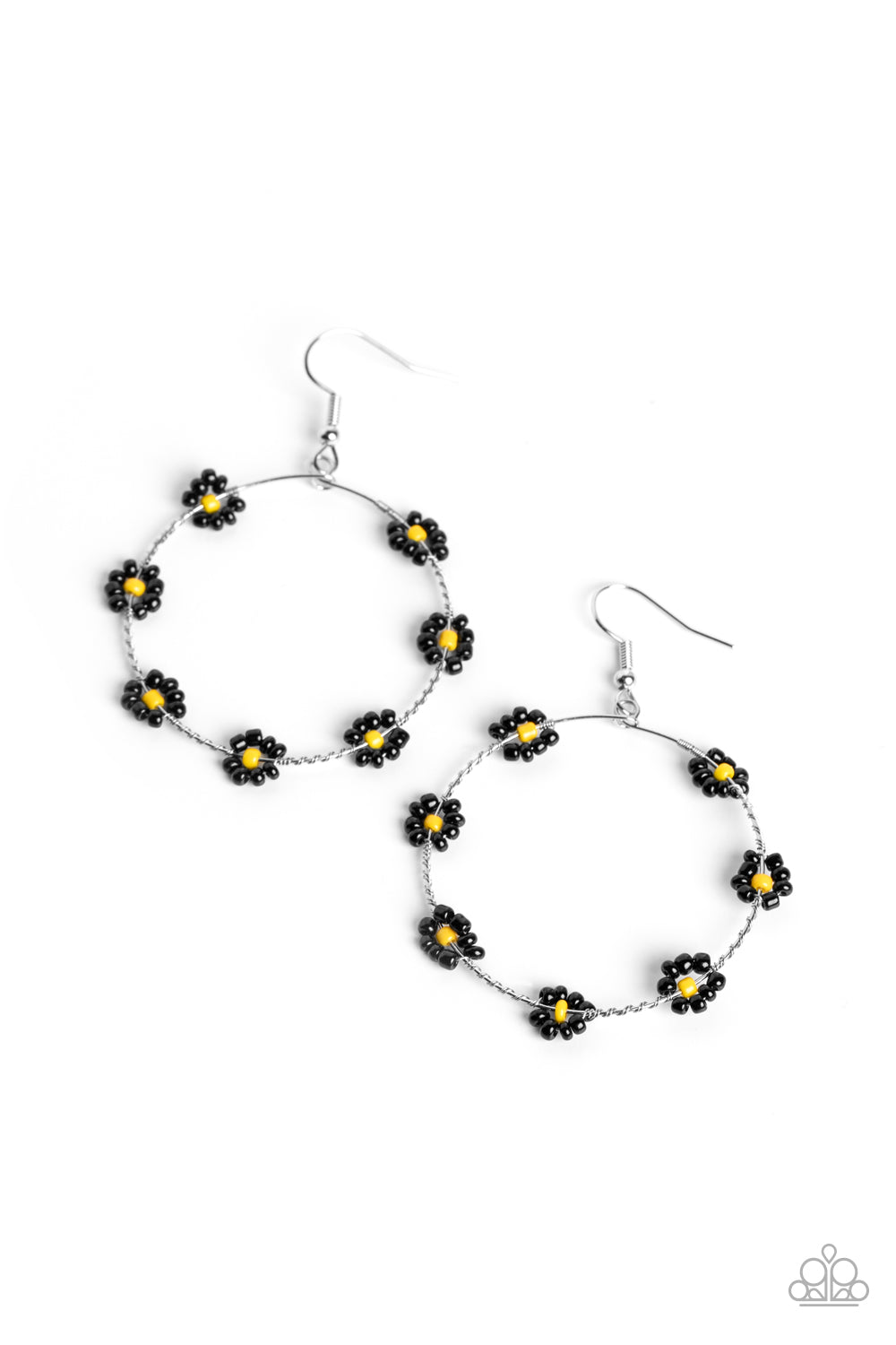 five-dollar-jewelry-dainty-daisies-black-earrings-paparazzi-accessories