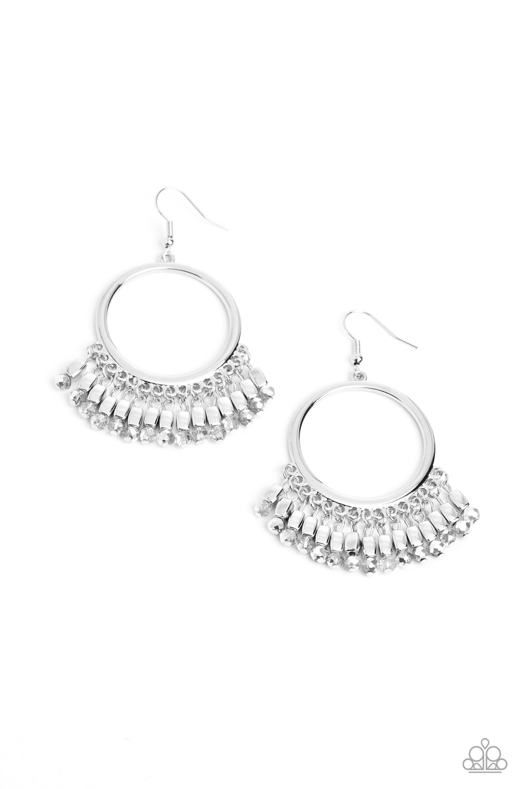 five-dollar-jewelry-fringe-fanfare-silver-earrings-paparazzi-accessories