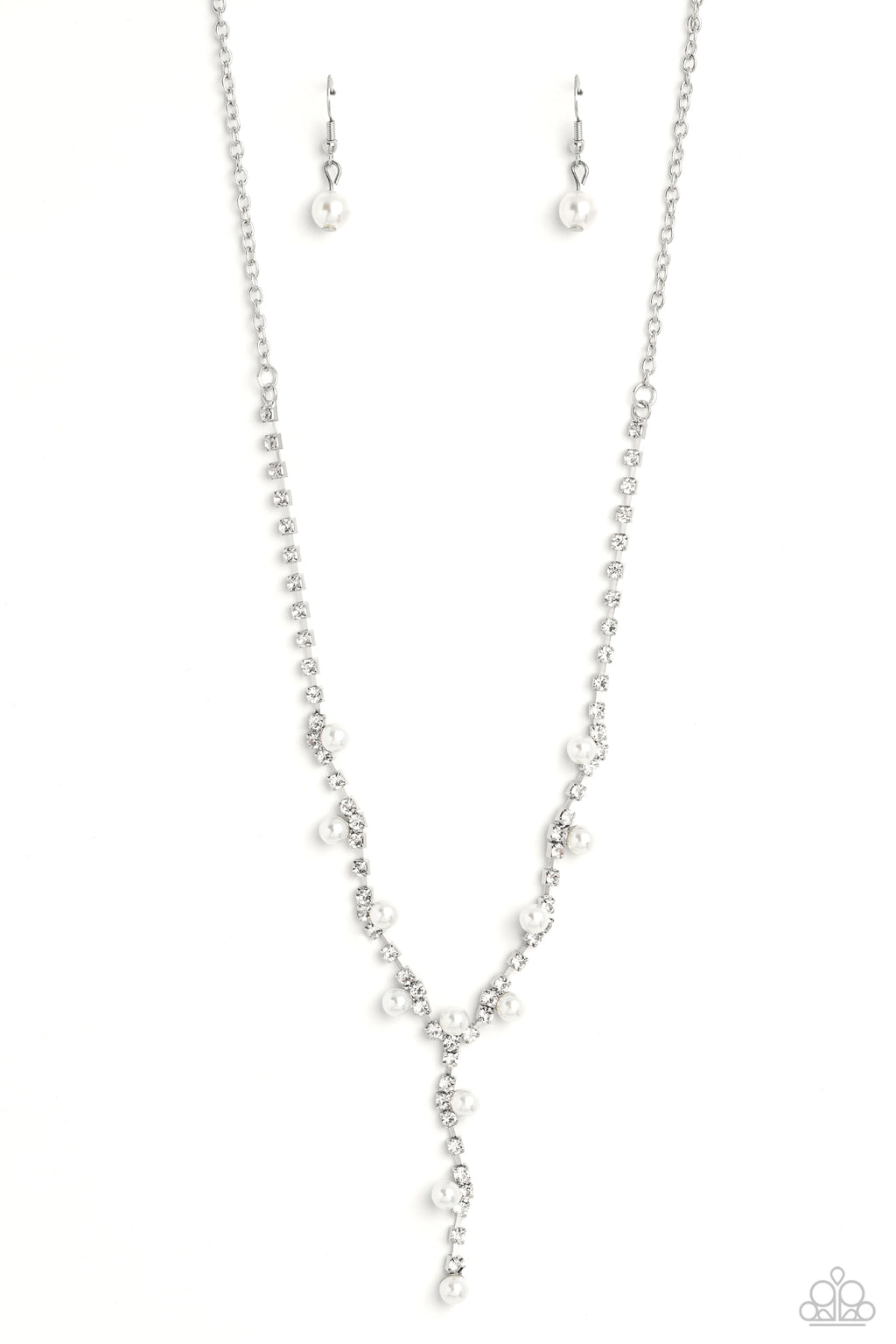 five-dollar-jewelry-upper-class-white-necklace-paparazzi-accessories