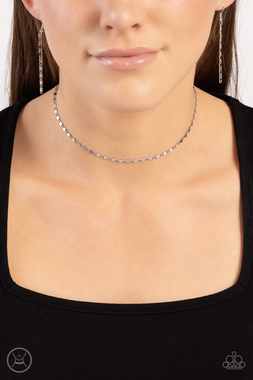 Minimalist Maiden - Silver Necklace - Paparazzi Accessories