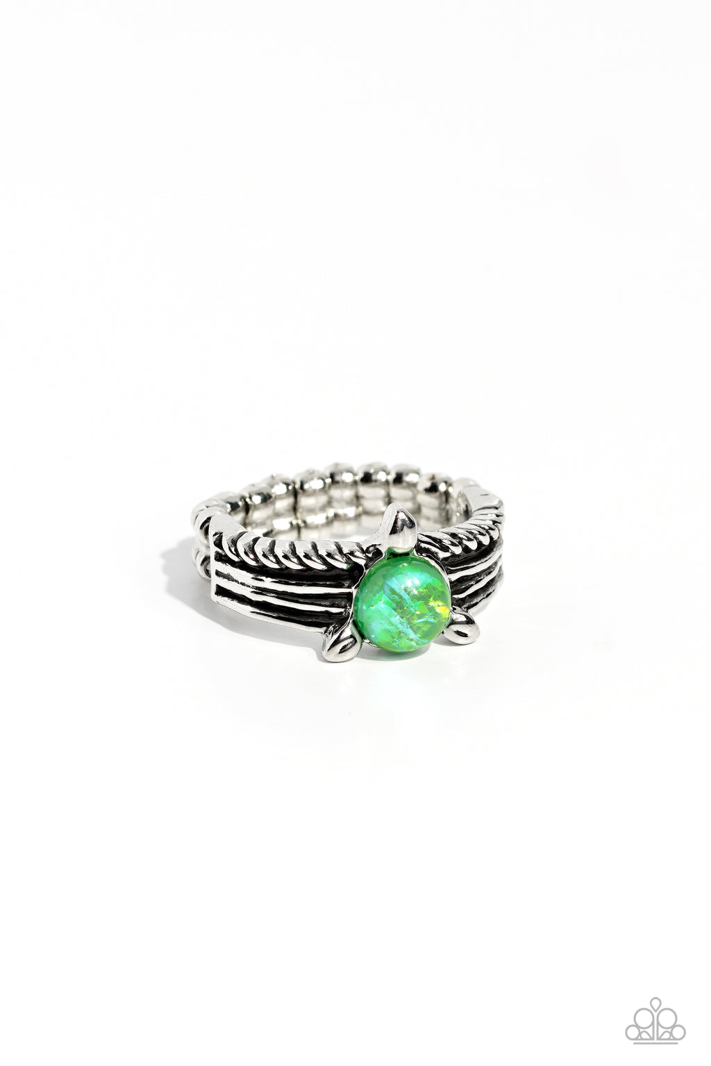 five-dollar-jewelry-sinuous-spotlight-green-ring-paparazzi-accessories