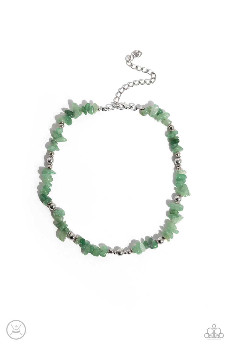 five-dollar-jewelry-carved-confidence-green-necklace-paparazzi-accessories