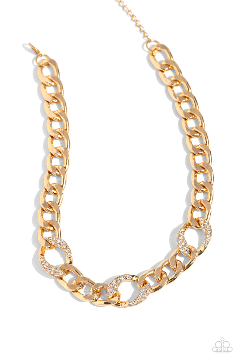 five-dollar-jewelry-gleaming-harmony-gold-necklace-paparazzi-accessories
